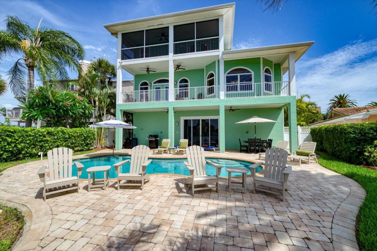 Waterfront Luxury W/ Heated Salt Pool & Golf Cart Villa Clearwater Beach Exterior photo